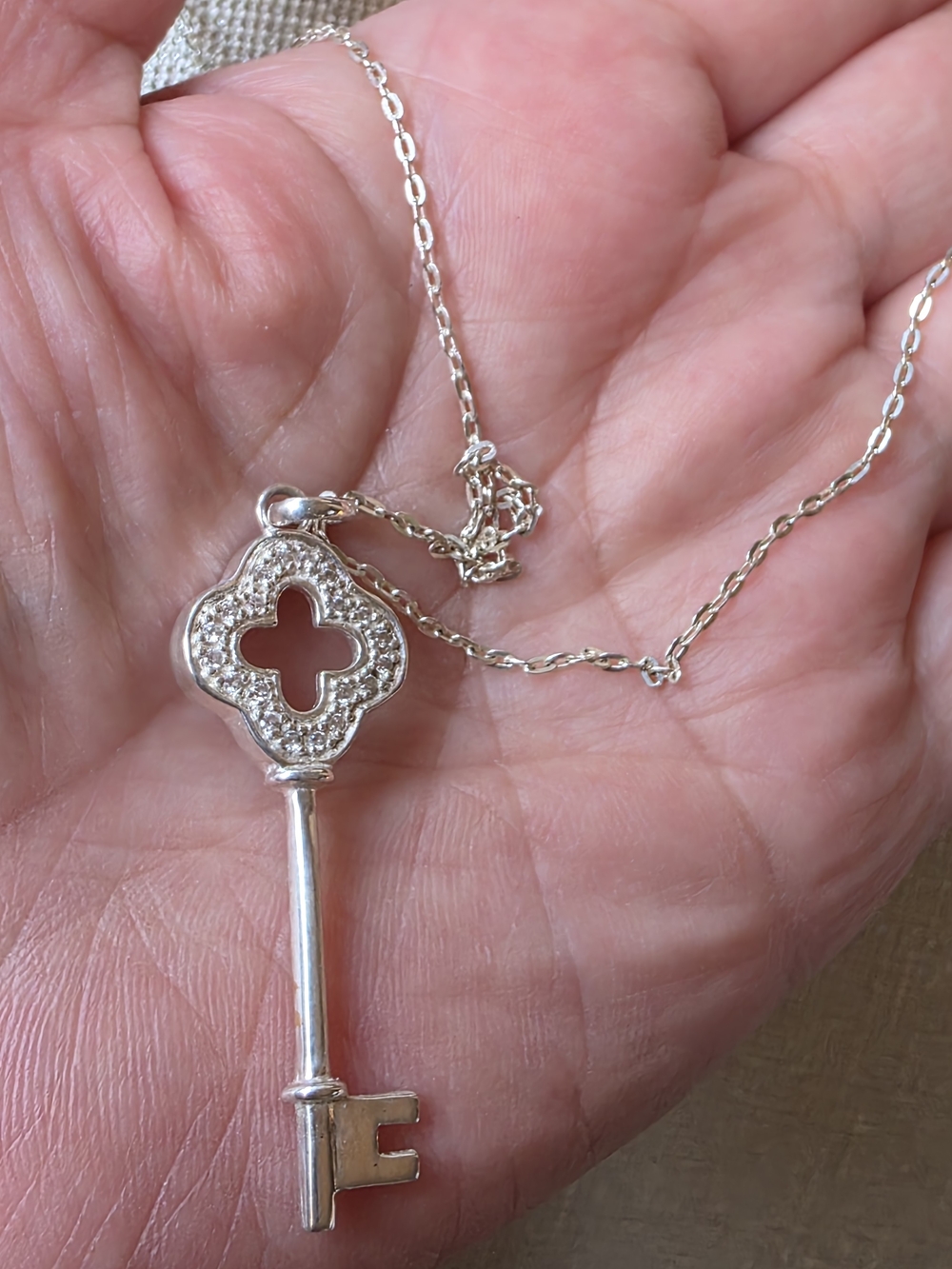 925 Elegant 20" L.A. Gem & Jewelry Design Necklace - Picture 11 of 13